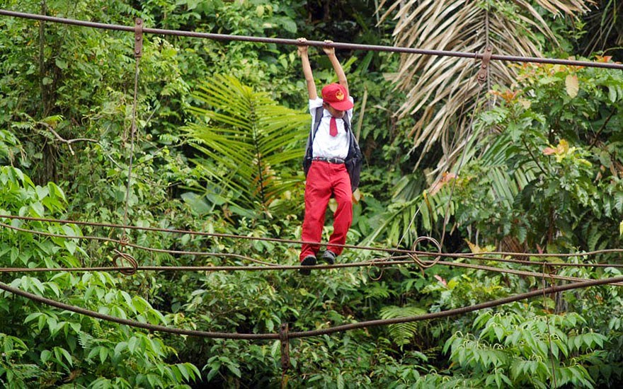 20 Of The Most Dangerous And Unusual Journeys To School In The World - Padang, Sumatra, Indonesia