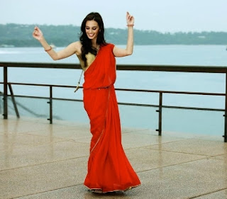 Watch Online & Download Movies: Nautanki Saala Full Movie Free Download