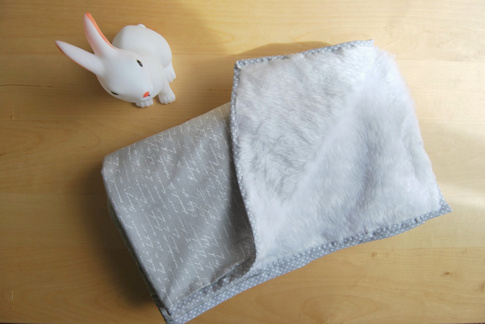 Tutorial fácil para una manta de bebé. DIY baby blanket 