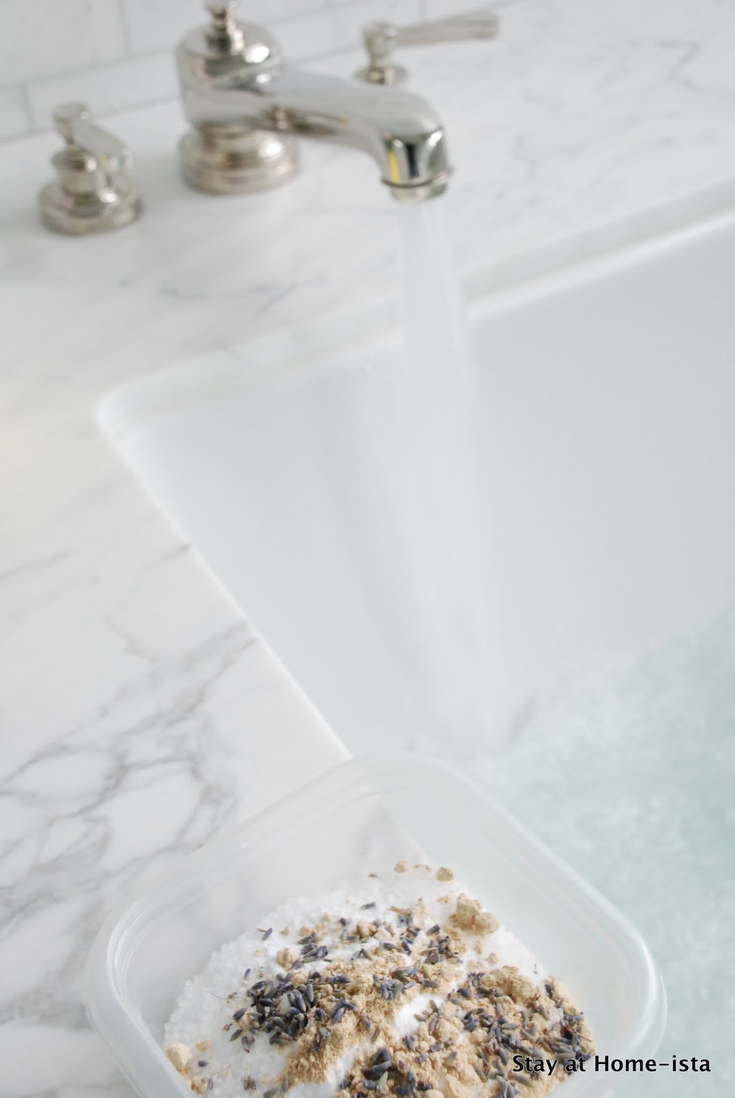 Stay at Homeista Detox Bath Salts