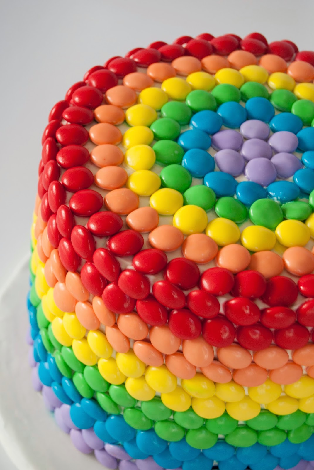 Rainbow Food Creations - A Round-Up of 13 Amazingly Beautiful Rainbow