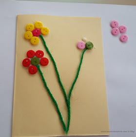 matériel pour carte DIY fête des mères, collage boutons