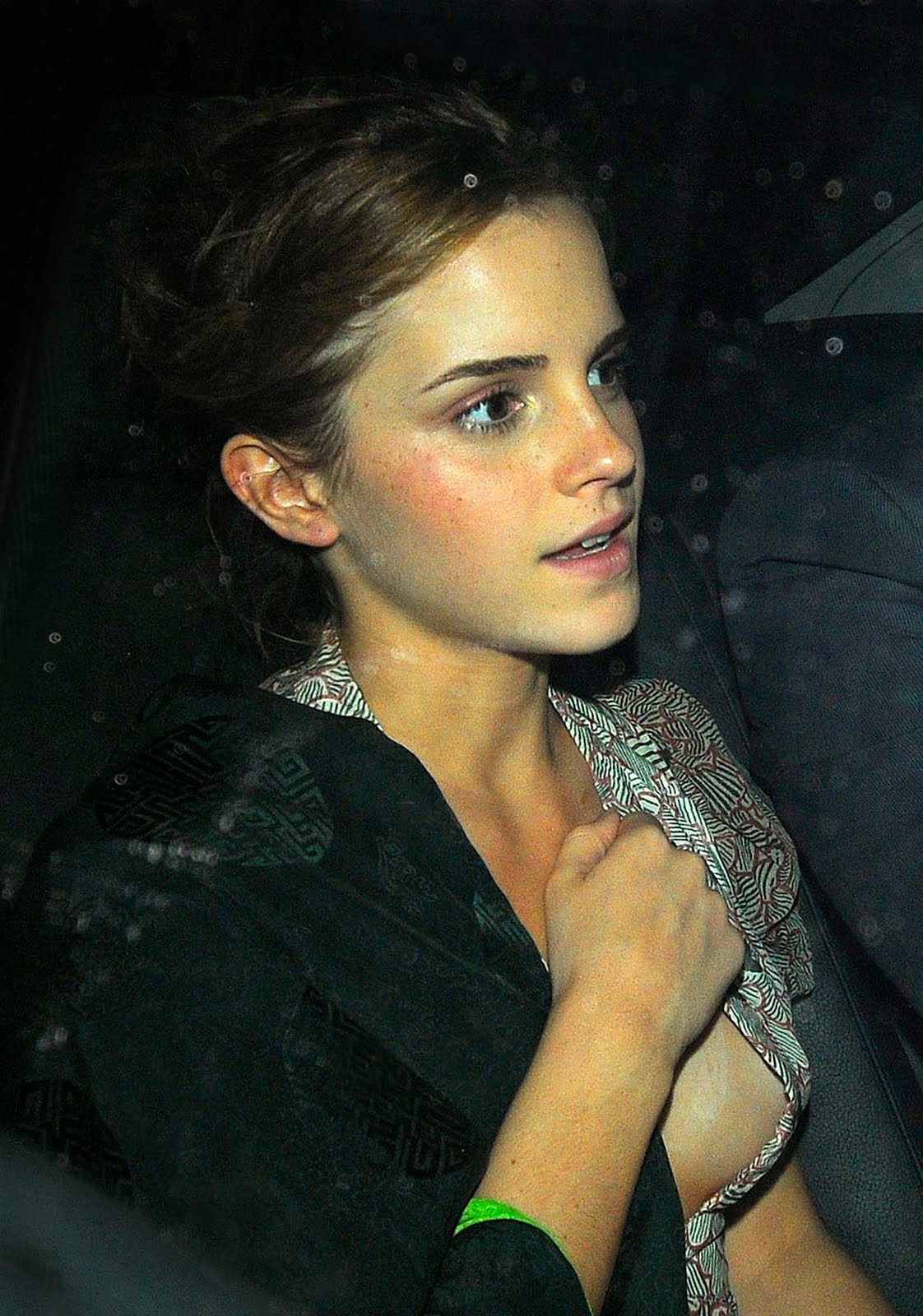 nip_slip_photos_emma_watson%2B%28photoplus.in%29.jpg