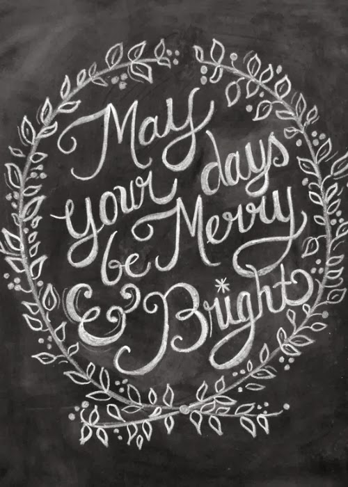 pine cones and acorns christmas chalkboard art ideas