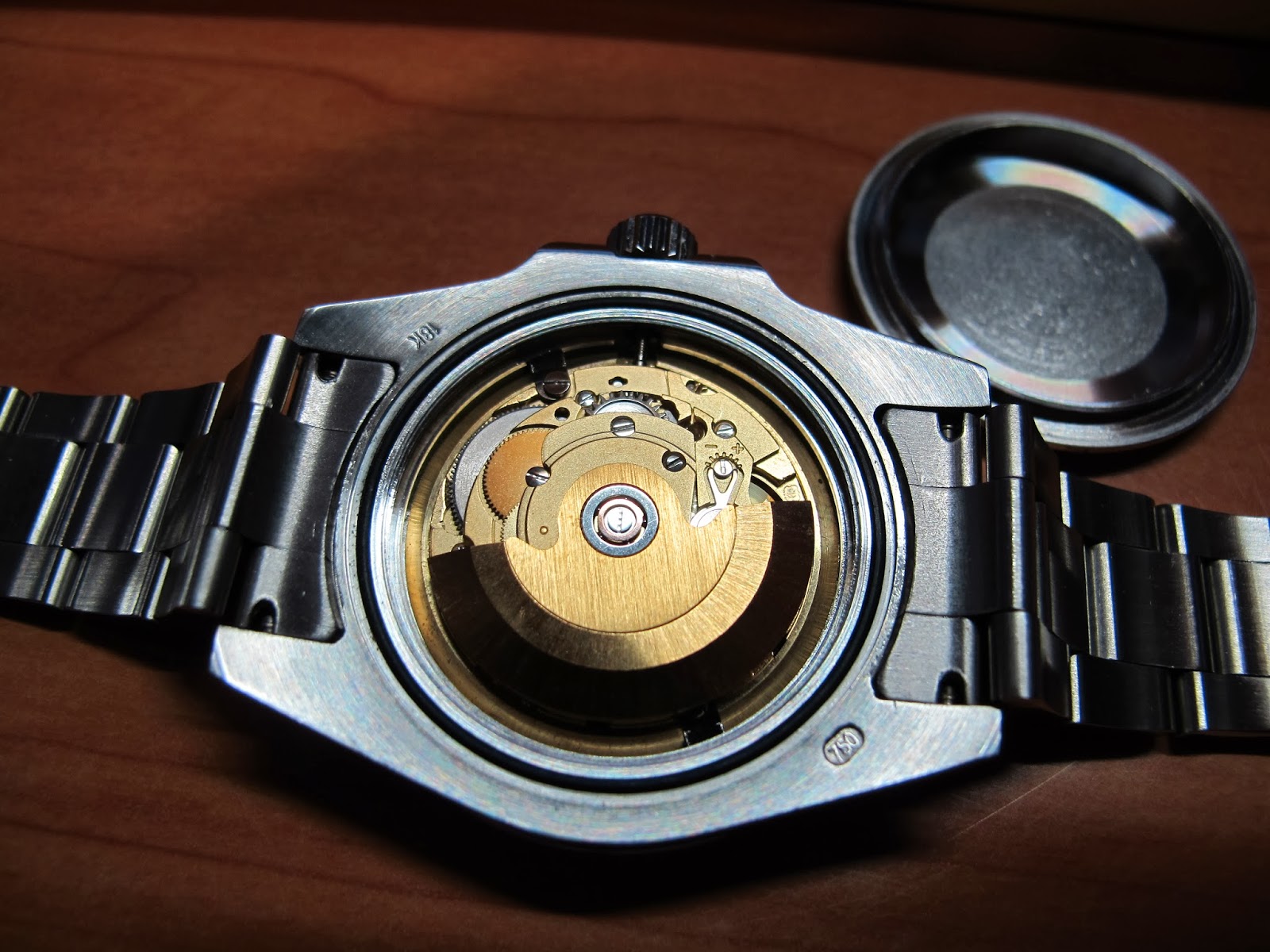 watchopenia How to open caseback of a Rolex or Rolex replica at home