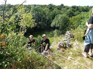 Départ de la Tyrolienne Accrocher vos baudriers