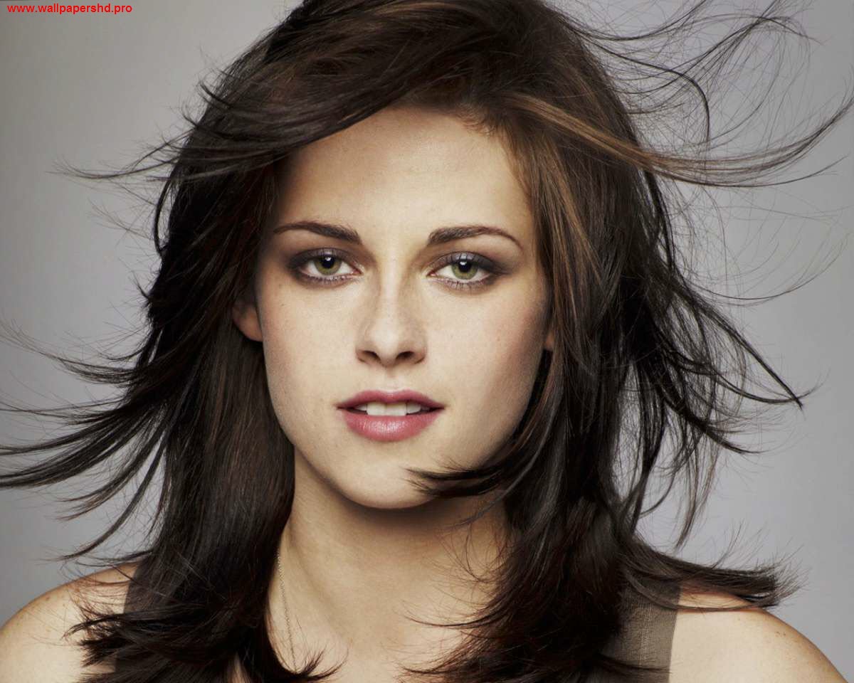 http://2.bp.blogspot.com/-BBZ_MYYyp7Y/UMeo-_4GZEI/AAAAAAAAVSc/j0nuzSoUm34/s1600/kristen+stewart+(4).jpg
