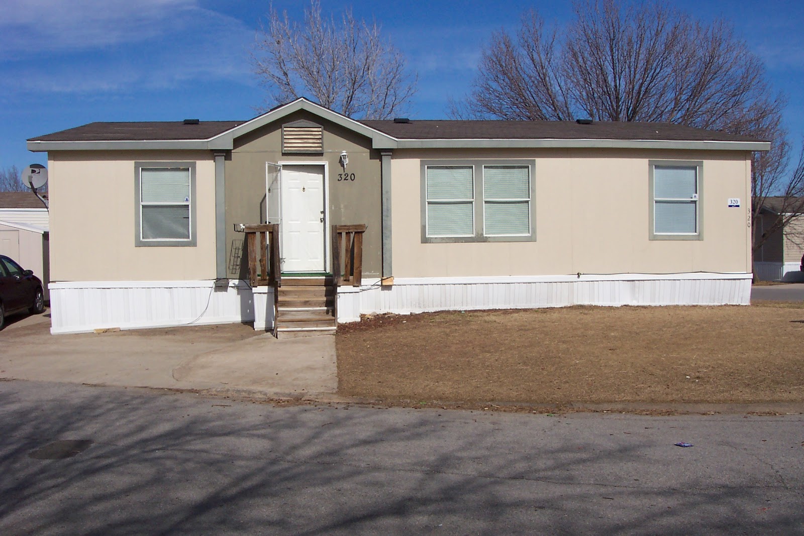 DFW Mobile Homes 2000 Doublewide with PRIME cornerlot in Southfork