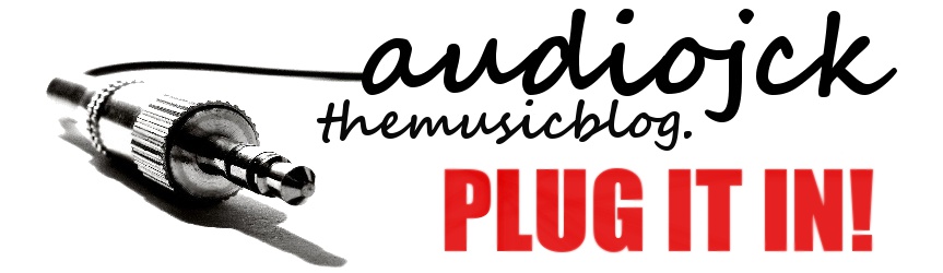 audiojck >> PLUG IT IN!
