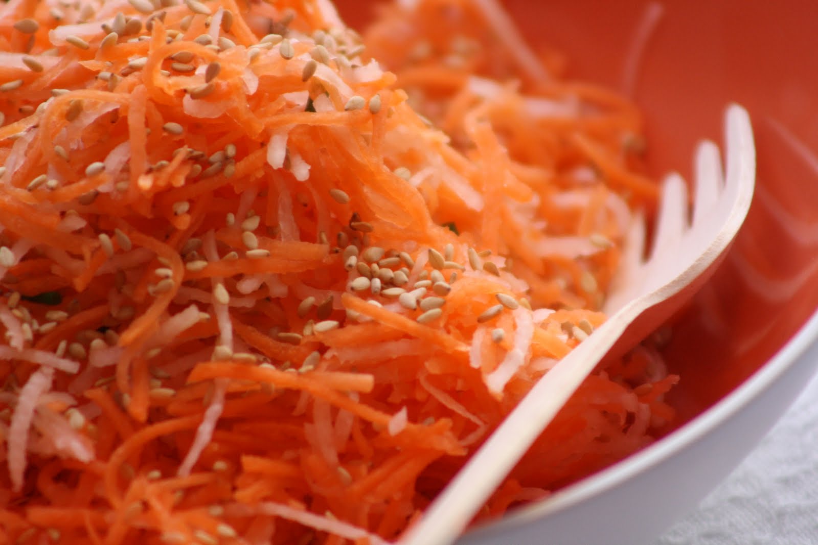 Verveine Pêche Salade de carottes et radis noir à la japonaise