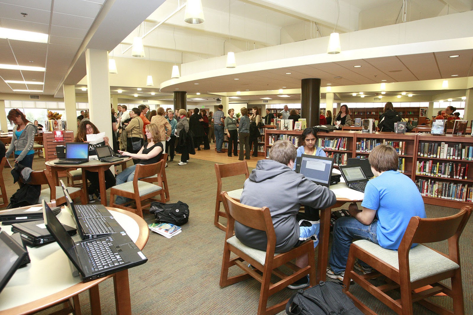 Contemporary School Cafeteria Design Contemporary School Cafeteria Design
