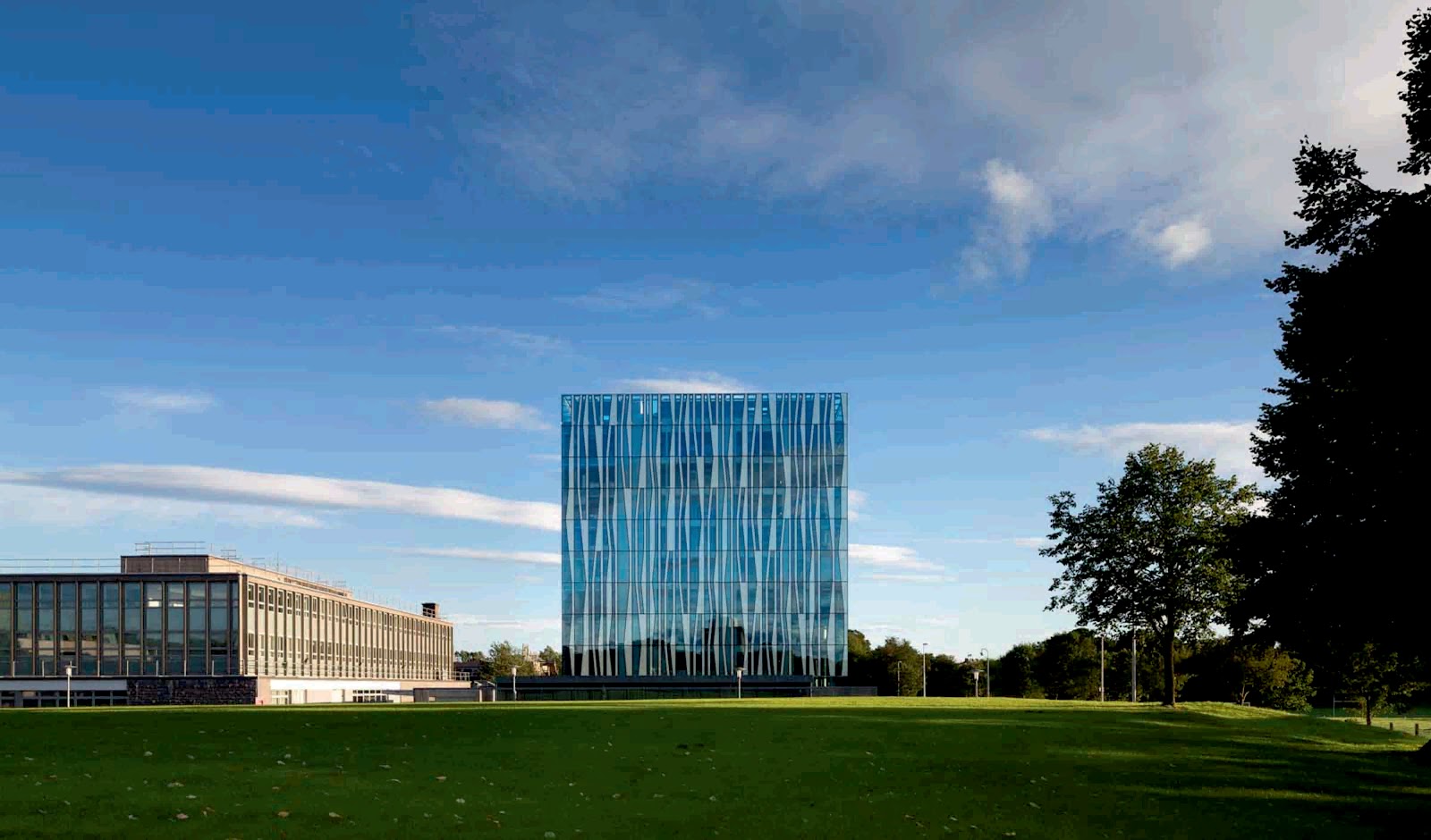 UNIVERSITY OF ABERDEEN NEW LIBRARY BY SHL ARCHITECTS A As Architecture