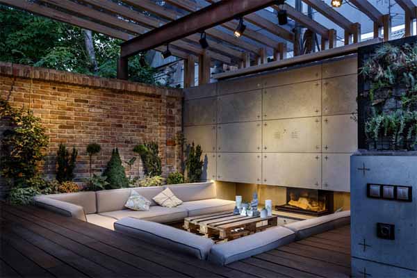 Outdoor Lounge Area Outdoor Lounge Area