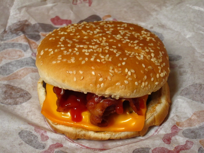 Review Burger King Bacon and Cheddar BK Topper Brand Eating