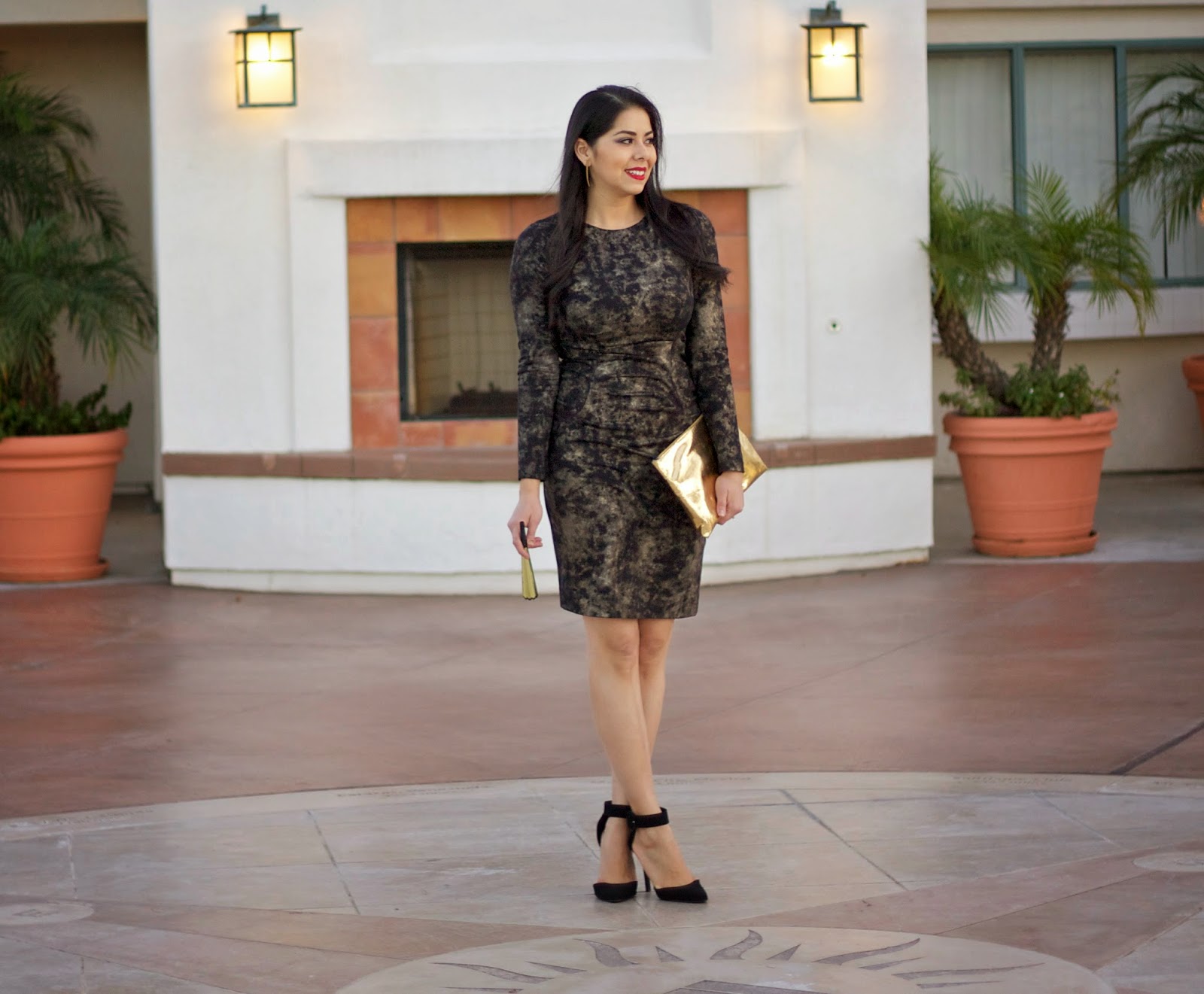 NYE Outfit Idea what to wear this new year, cozy dresses, stay warm and glamorous, glamorous LBD, Winter 2014, Girls Night Out, Night out outfit 2015