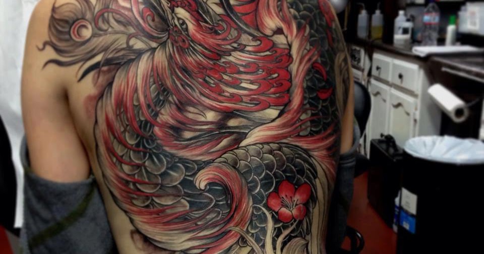 Lets Get Inked Girls: Dragon Back Tattoo