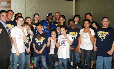 Follow HBO Boxing news at