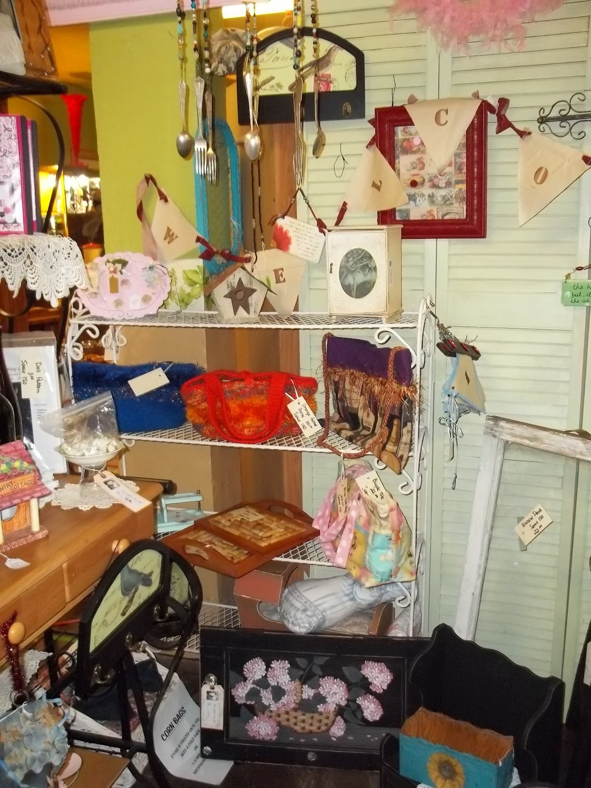 Three Sisters Mercantile HISTORIC DISTRICT RESALE MALL PEORIA, AZ