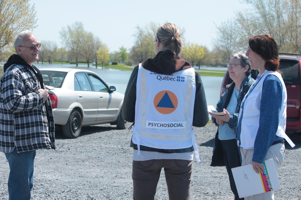 Solidarité, Inondation du Richelieu SOSRichelieu Photos corvées d