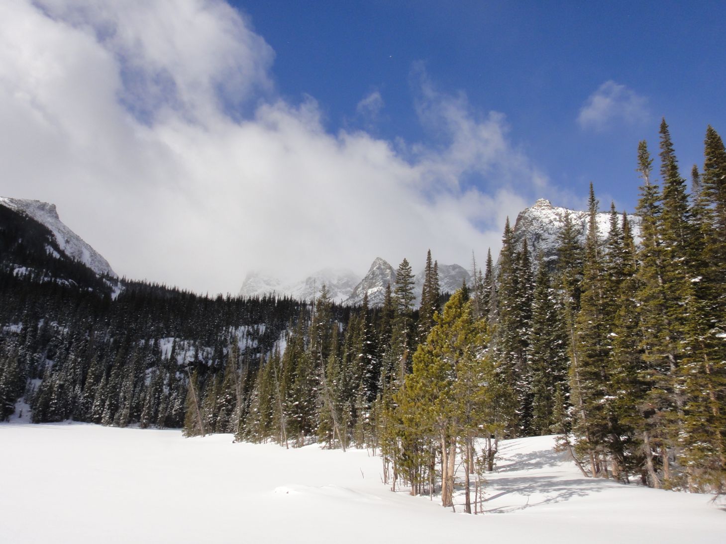 Hiking Rocky Mountain National Park Spruce Lake in the winter.