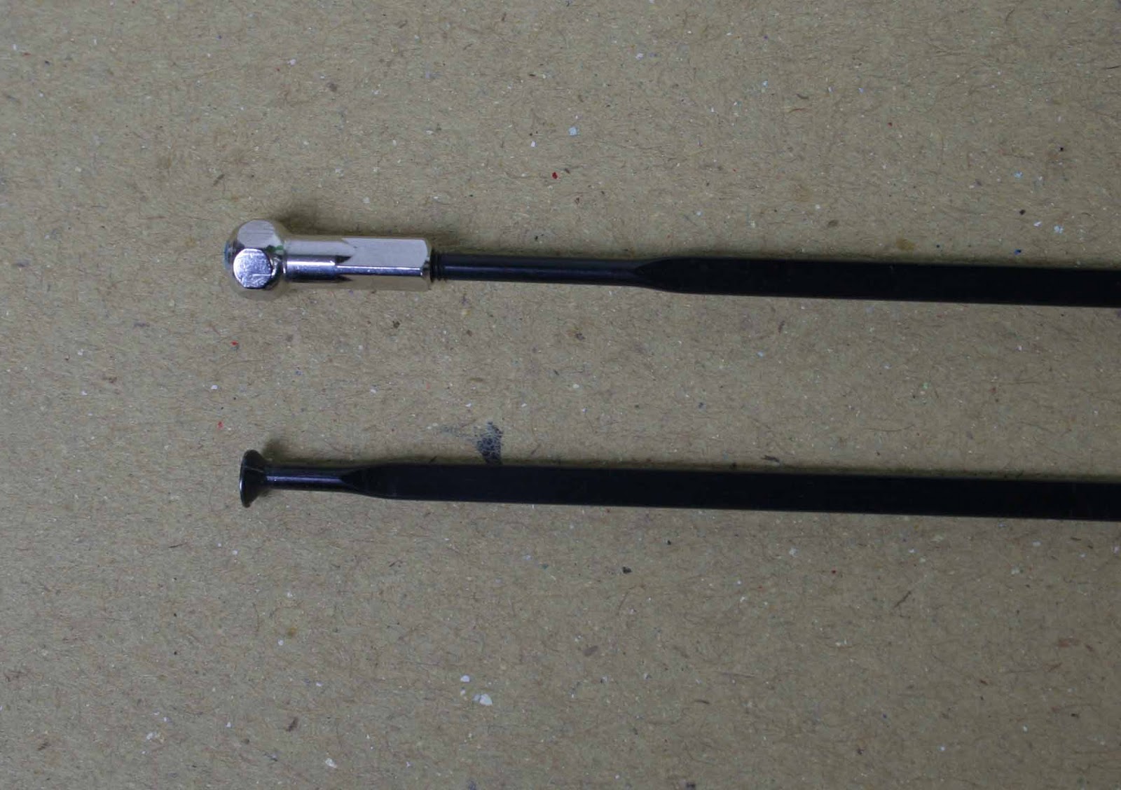 Replacement Spokes Mavic Aksium 2010 / 11 Black