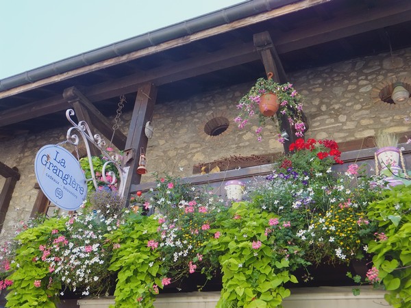 Yvoire Haute-Savoie bourg médiéval plus beau village de france lac léman
