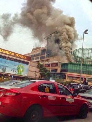 Medan Selera Pusat Membeli-belah One Utama Terbakar