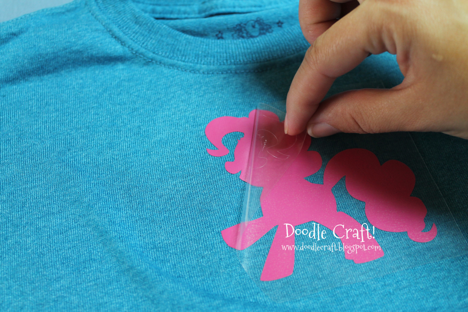 Doodlecraft Quick and Easy Heat Transfer Vinyl Shirts!