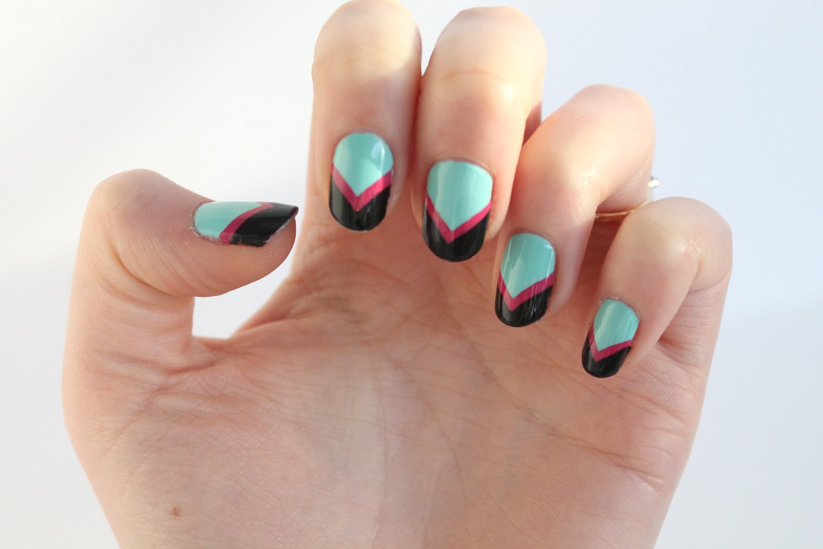 80s Nail Art with Feathers - wide 6