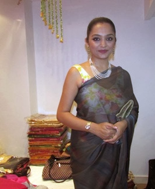 June+Malia+Hot June Maliya Bengali Actress,Philanthropist and Member of West Bengal ...