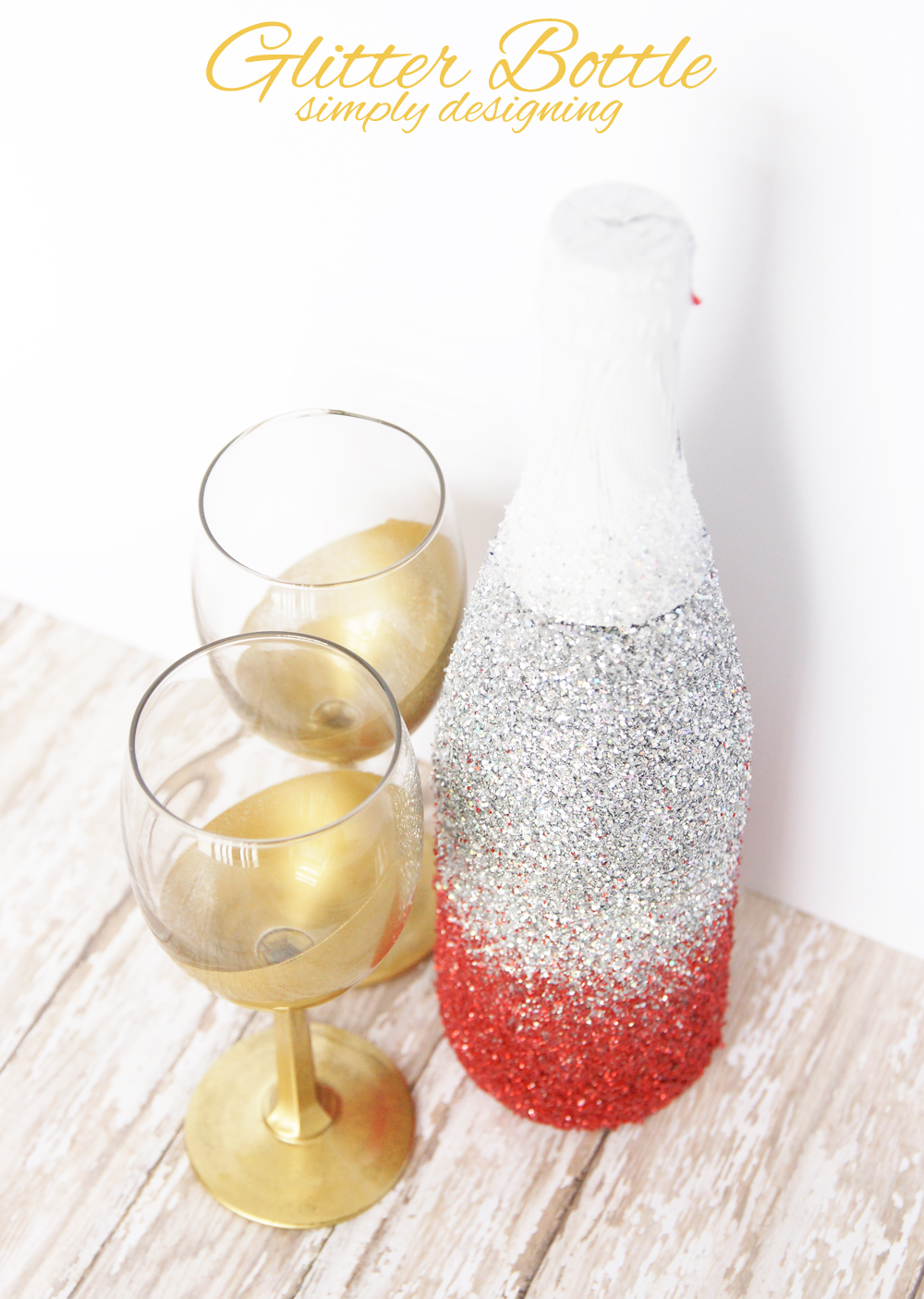 Glitter Bottle | a perfect way to dress-up a bottle of bubbly for Valentine's Day, Christmas, New Year's or a Wedding | #glitter #valentinesday #celebration