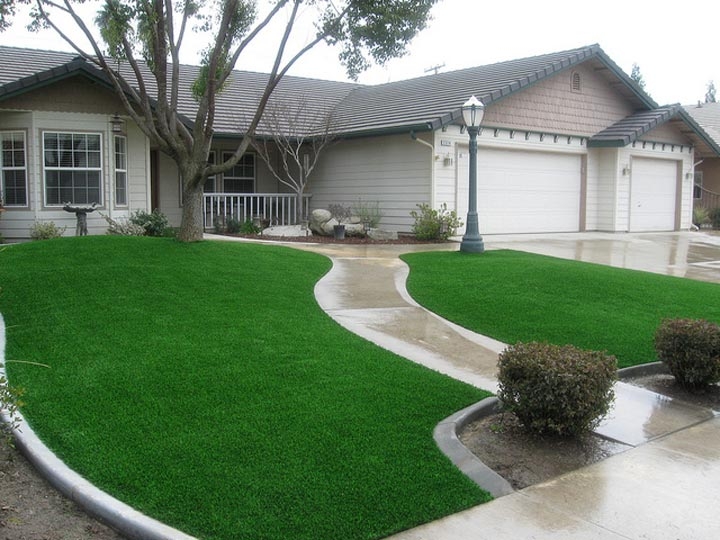 Sensse Artificial Turf What is The Best Surfacing for Your Muddy Garden