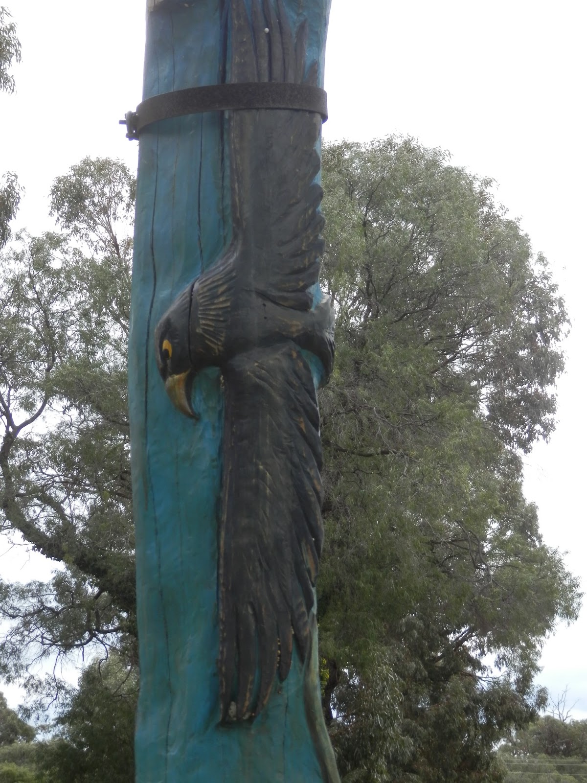 POETRYWITHPAINT The International Totem Poles of Rockingham