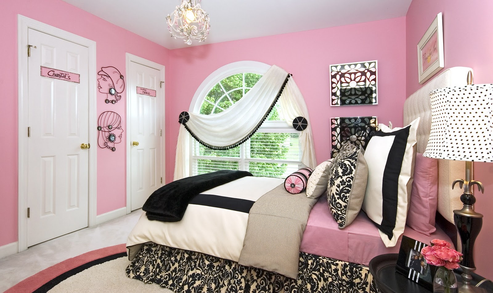 Dekorayon Örnekleri { Pembe ve Siyah Yatak Odası Dekorayon Örnekleri { Pembe ve Siyah Yatak Odası