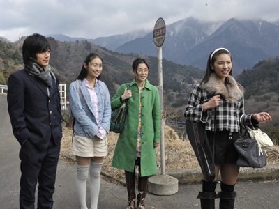 Nihaoo Online!: Noticias Japón!: Akimoto Sayaka de AKB48 se une al
