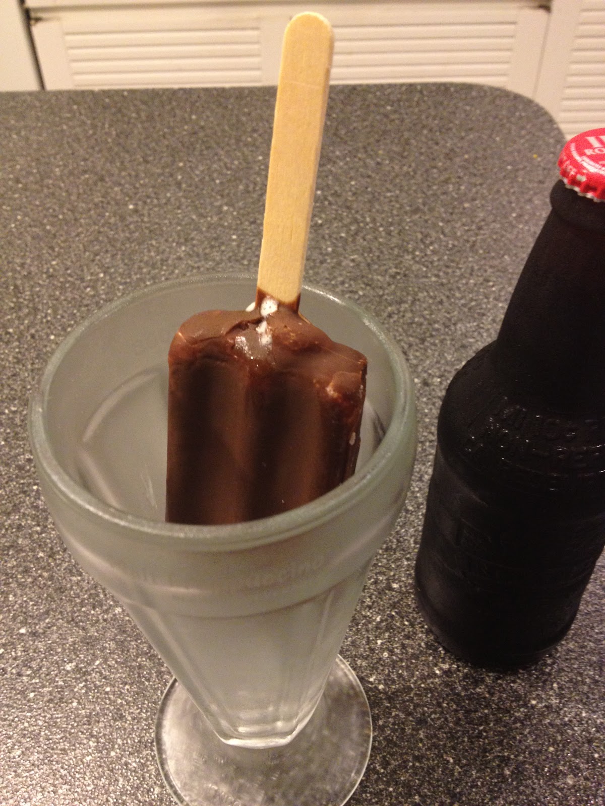 short girl, long island. Lazy Root Beer Float!