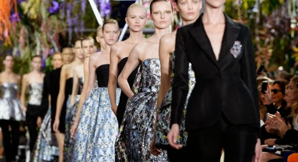 Desfile de moda desfile fashion week
