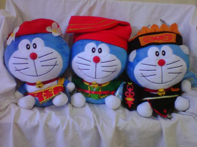 gaun pengantin motif doraemon 
