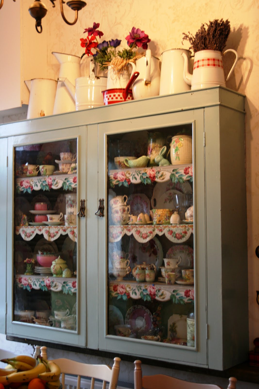 Niki Fretwell Kitchen Capers