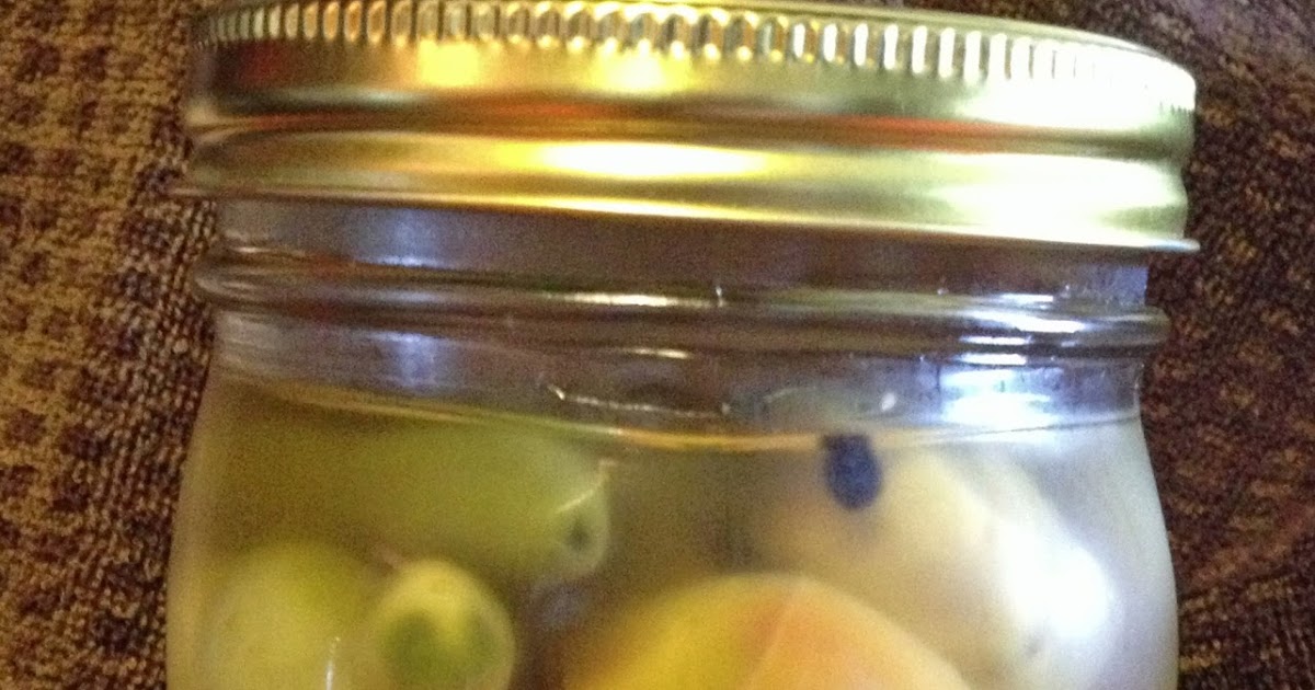 The DairyFree Diva Refrigerator Pickled Green Tomatoes