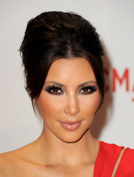 Kim Kardashian Hairstyles Pictures, Long Hairstyle 2011, Hairstyle 2011, New Long Hairstyle 2011, Celebrity Long Hairstyles 2068