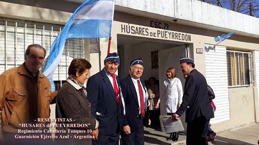 Ser un Húsar de Pueyyredón es un orgullo. Aqui con los alumnos