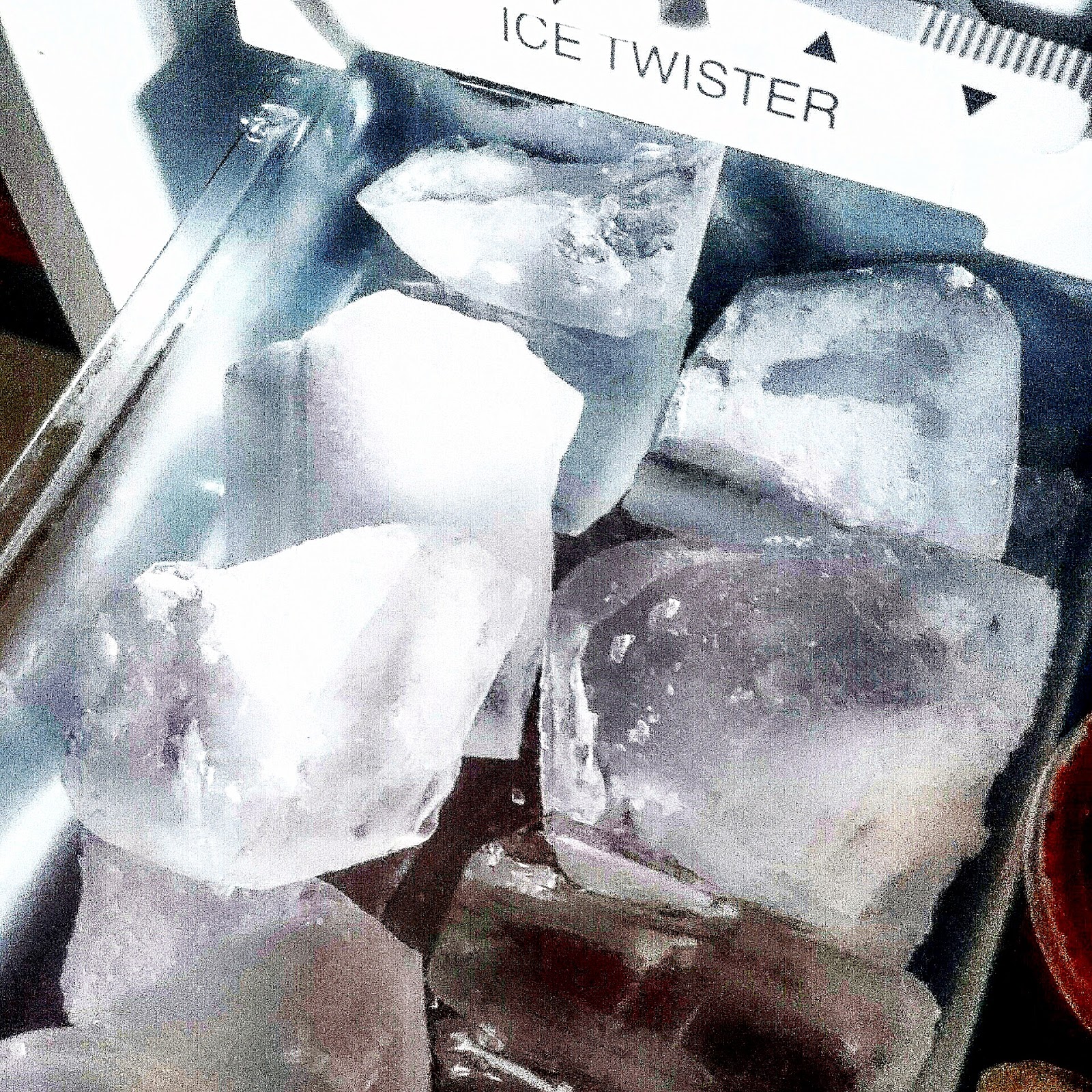 Angeltini Insta Weekly Ice cubes Homemade Cocktails National Tequila & Daiquir Day