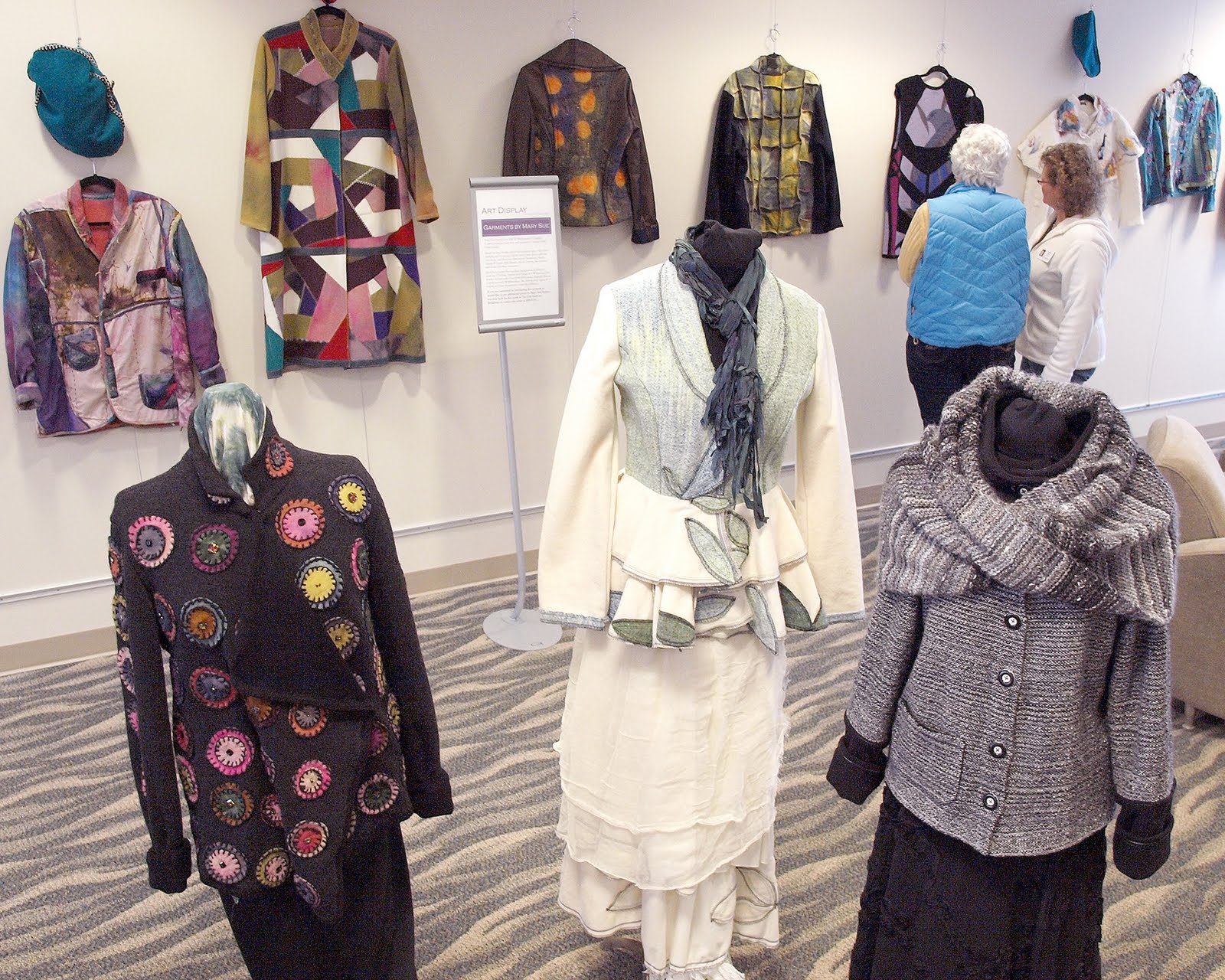 Fiber Design By Mary Sue Fenner Abrams Wi Fashion Clothes Fur Coat