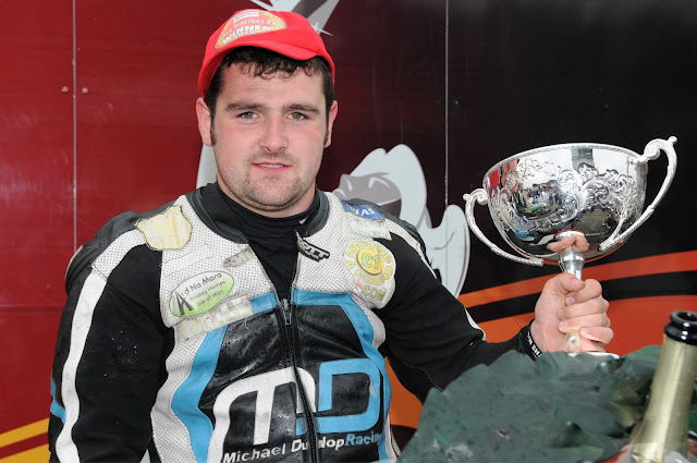 Michael Dunlop - Classic Superbike-title-Manx Grand Prix-2012-win