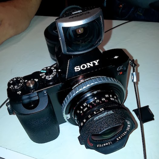 Sony A7rVoigtlander 12mm Viewfinder