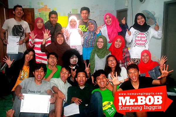 Kampung Inggris Pare Mr.BOB : Spesialis terapi ngomong inggris + pendongkrak PD - SMS/WA : 0857-8481-9391 / 0856-5568-1416.