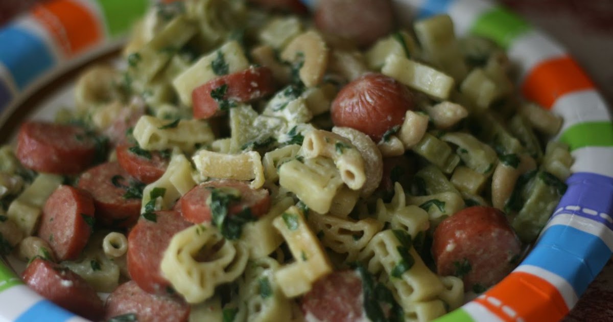 Recipe Shoebox Mommy's 20Minute Spinach, Hot Dog, and Cream Cheese Pasta