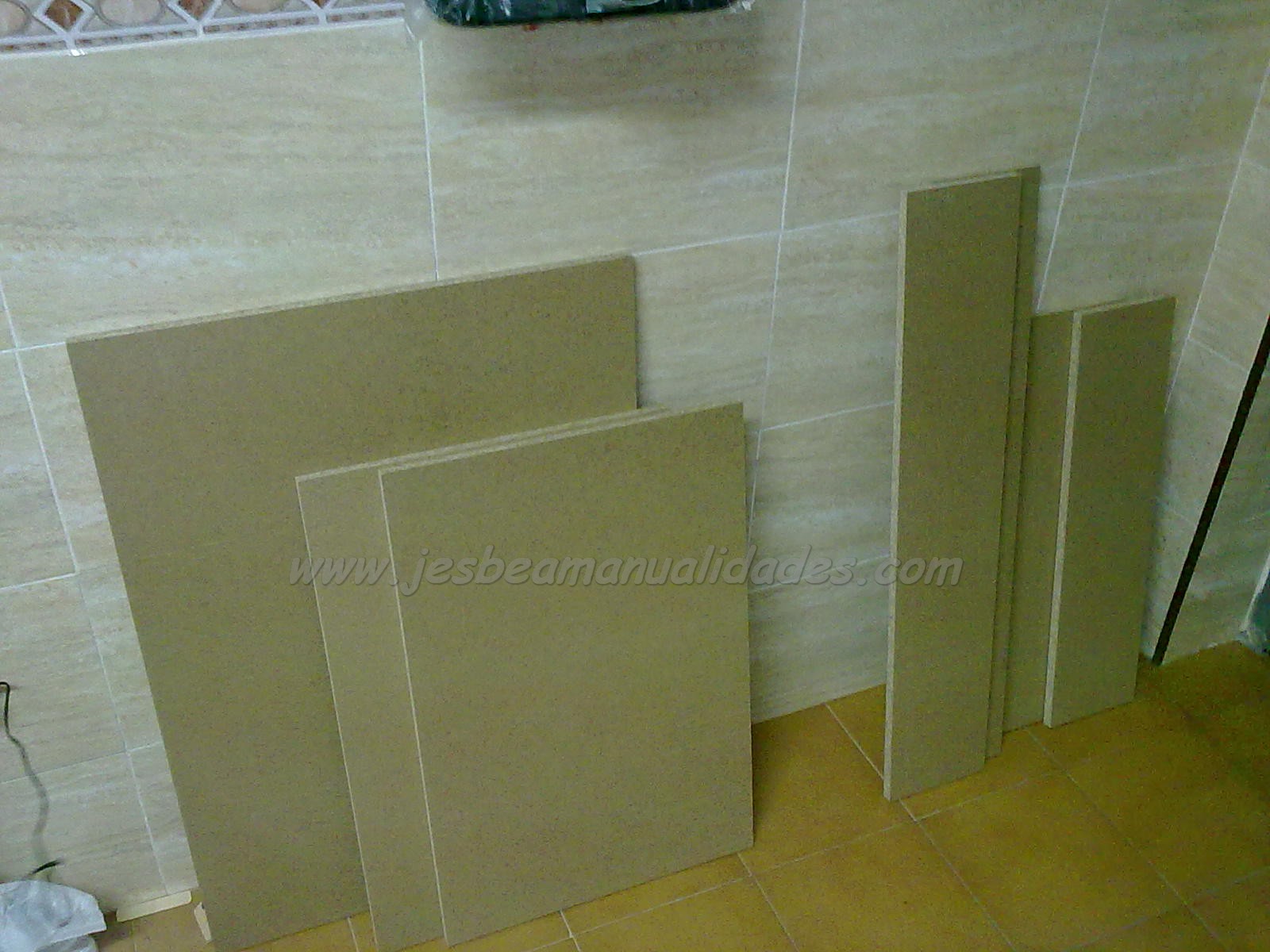 Jesbea Manualidades: Armario para herramientas