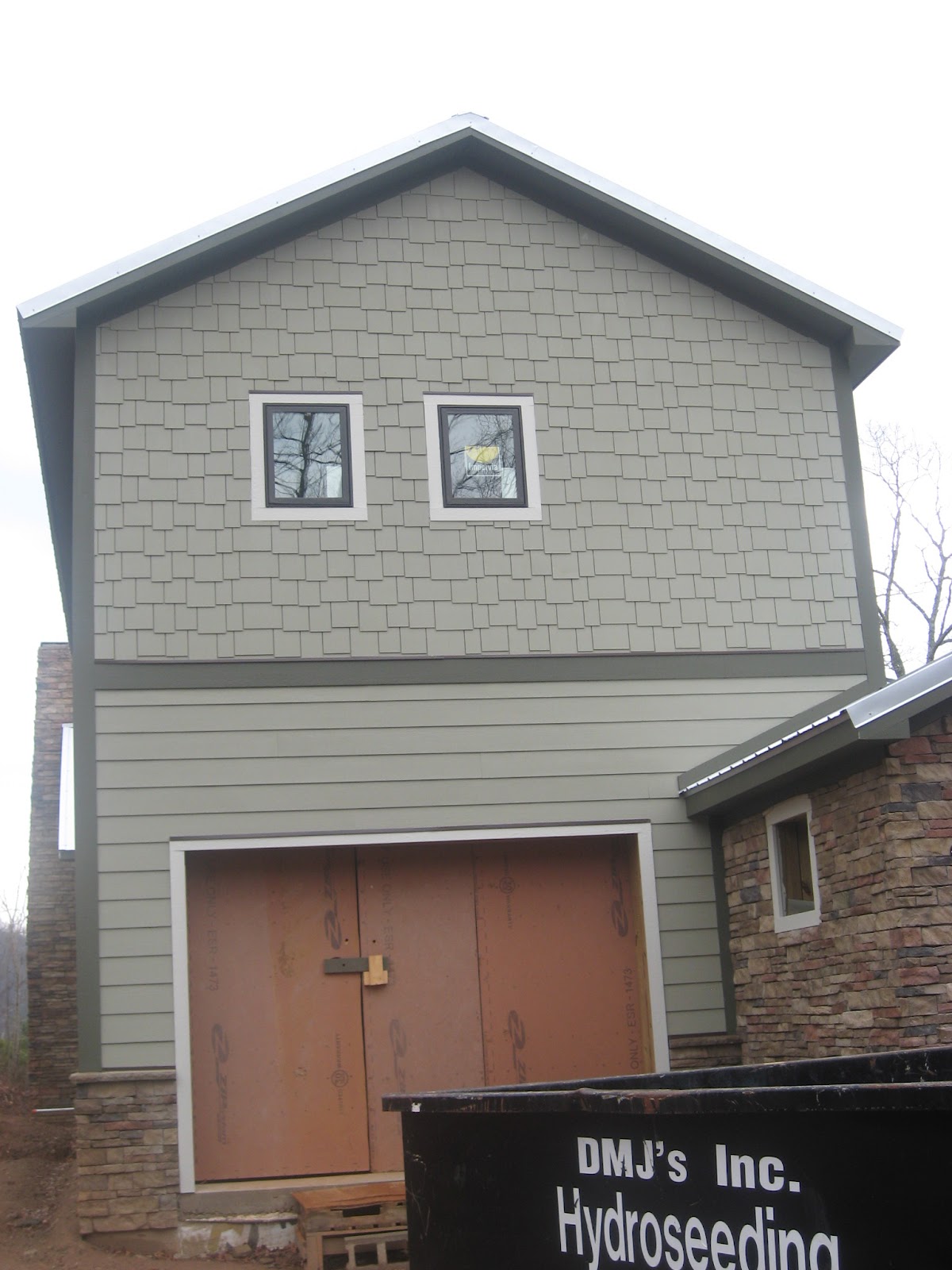 Dufour Woodworks Hardie Shakes with Lap Siding